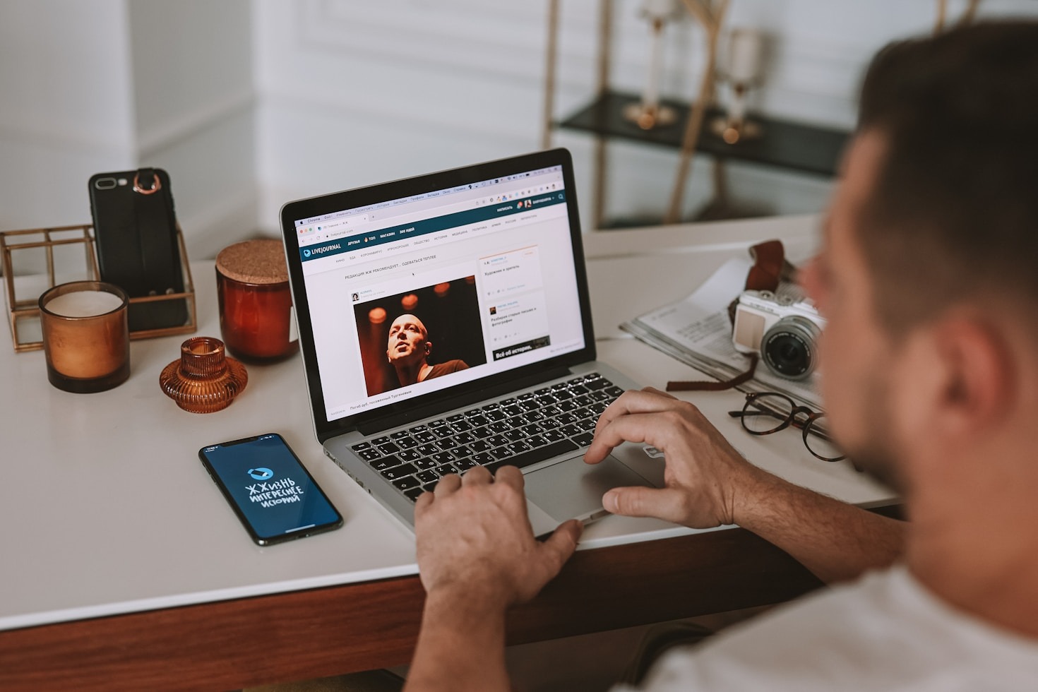 The Power of Personal Stories in Blogging