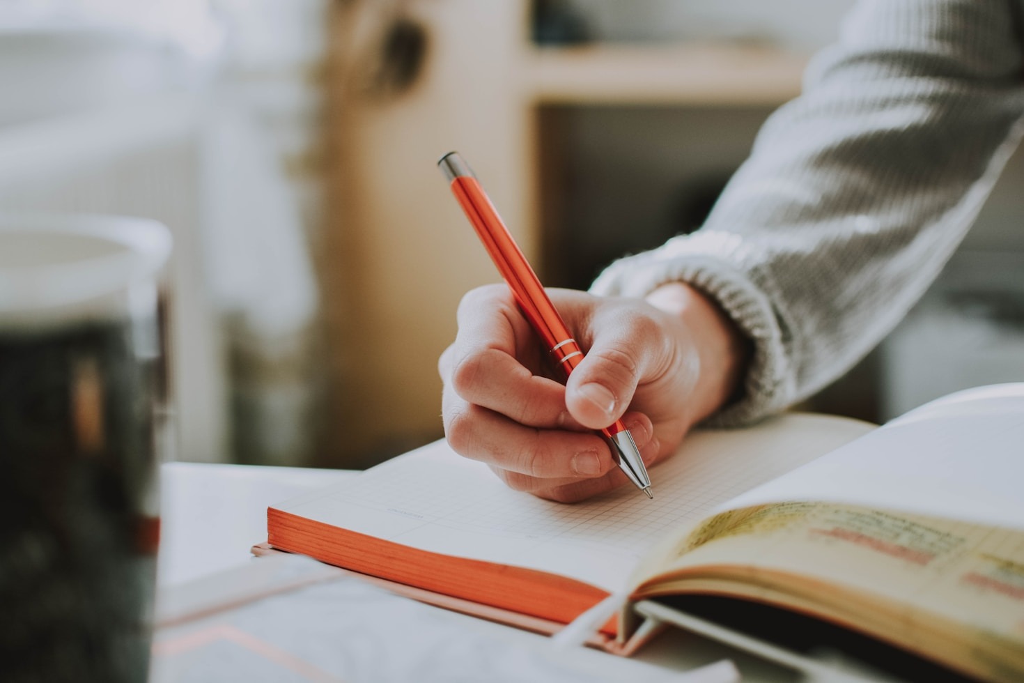 The Evolution of Blogging: Past, Present, Future